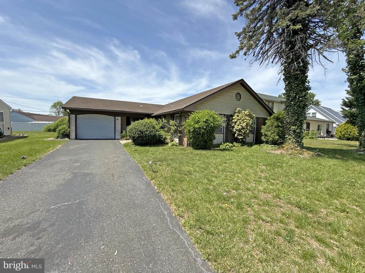 31 Henderson Lane - Photo 1