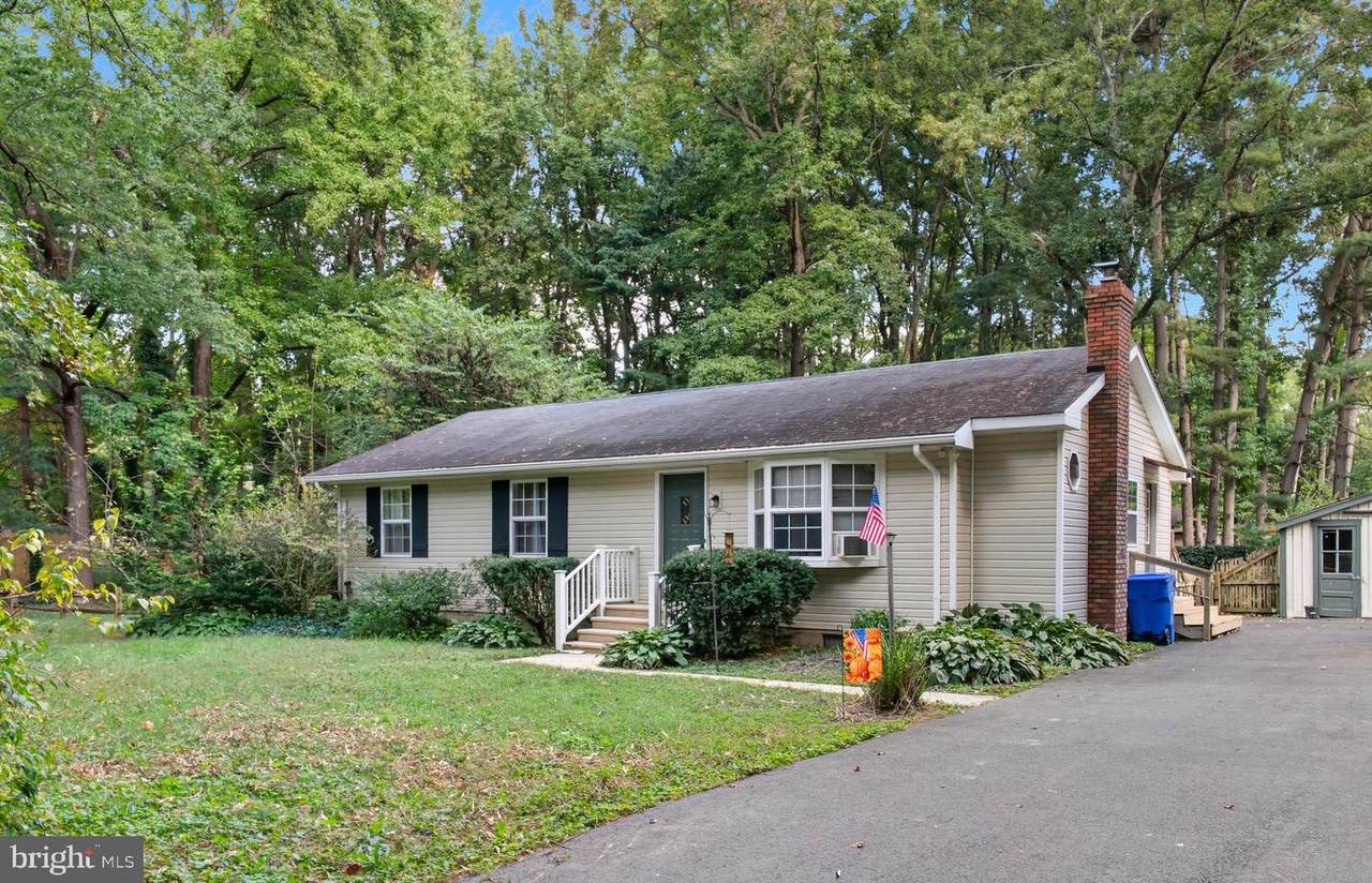 222 Dutchess Road - Photo 1