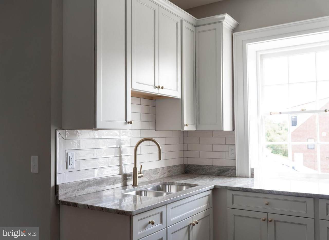 723 Caroline Street - Photo 1