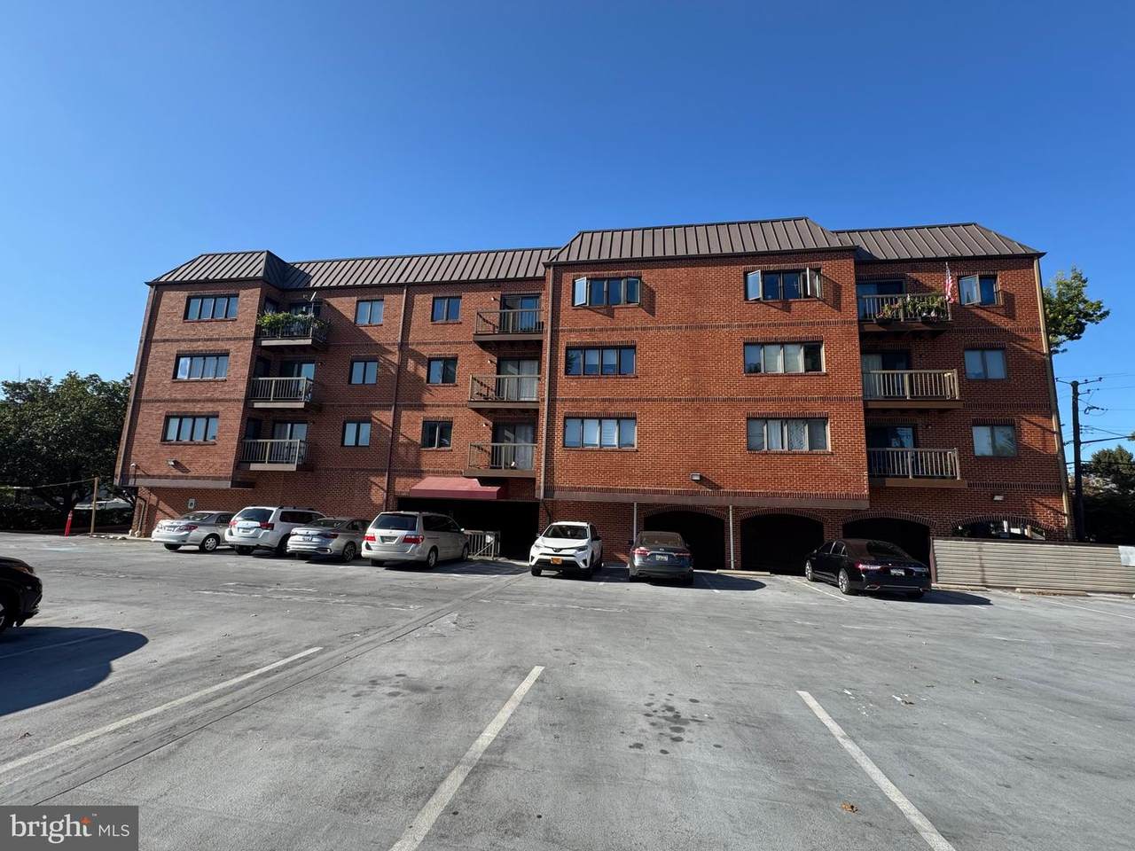 8 Russell Avenue - Photo 1