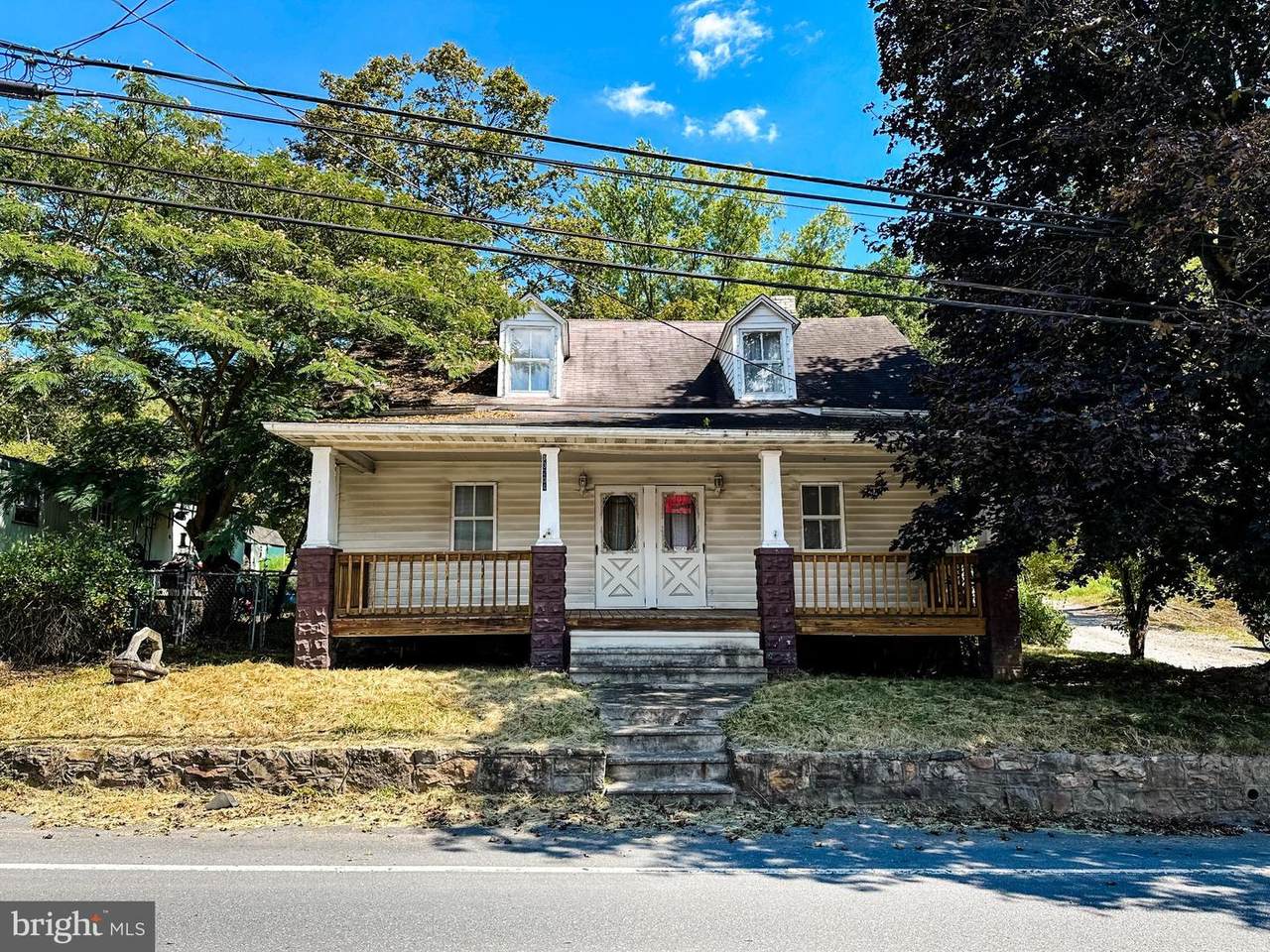 13204 Barrelville Road - Photo 1