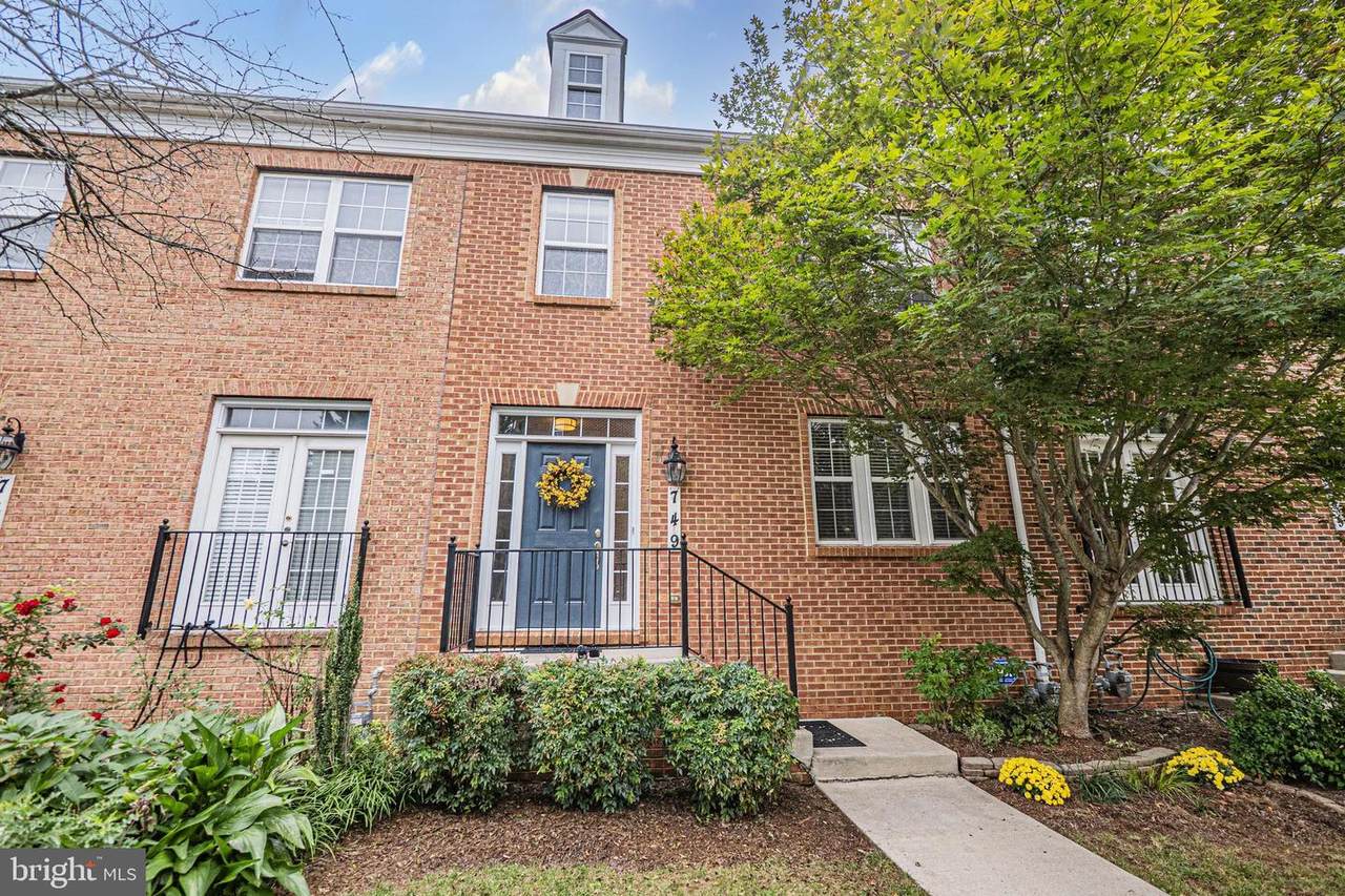 749 Raven Avenue - Photo 1