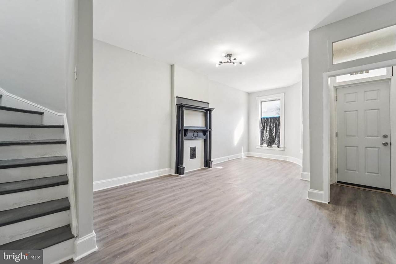 2356 Mcculloh - Photo 1