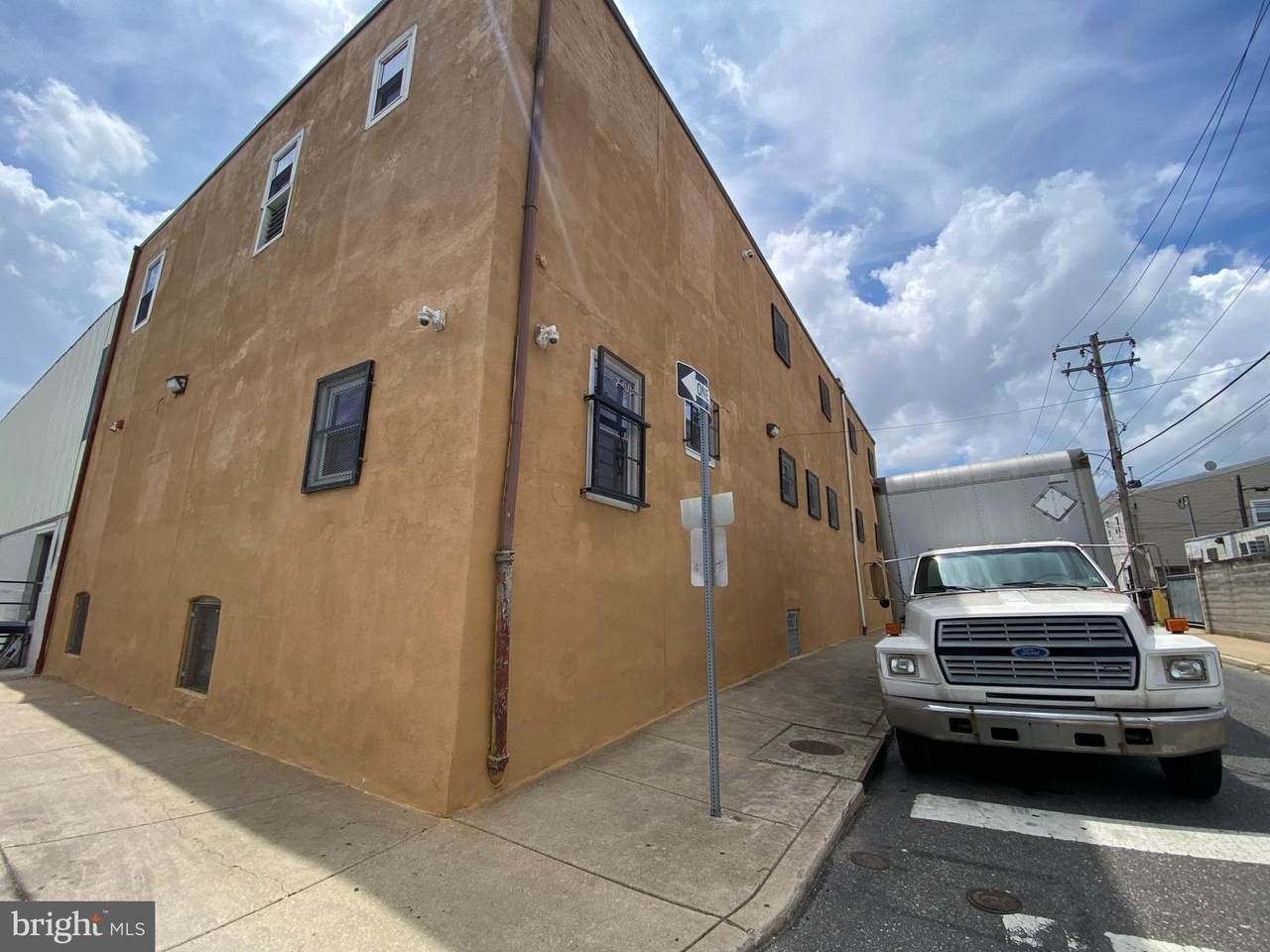 2900 Bridge Street - Photo 1