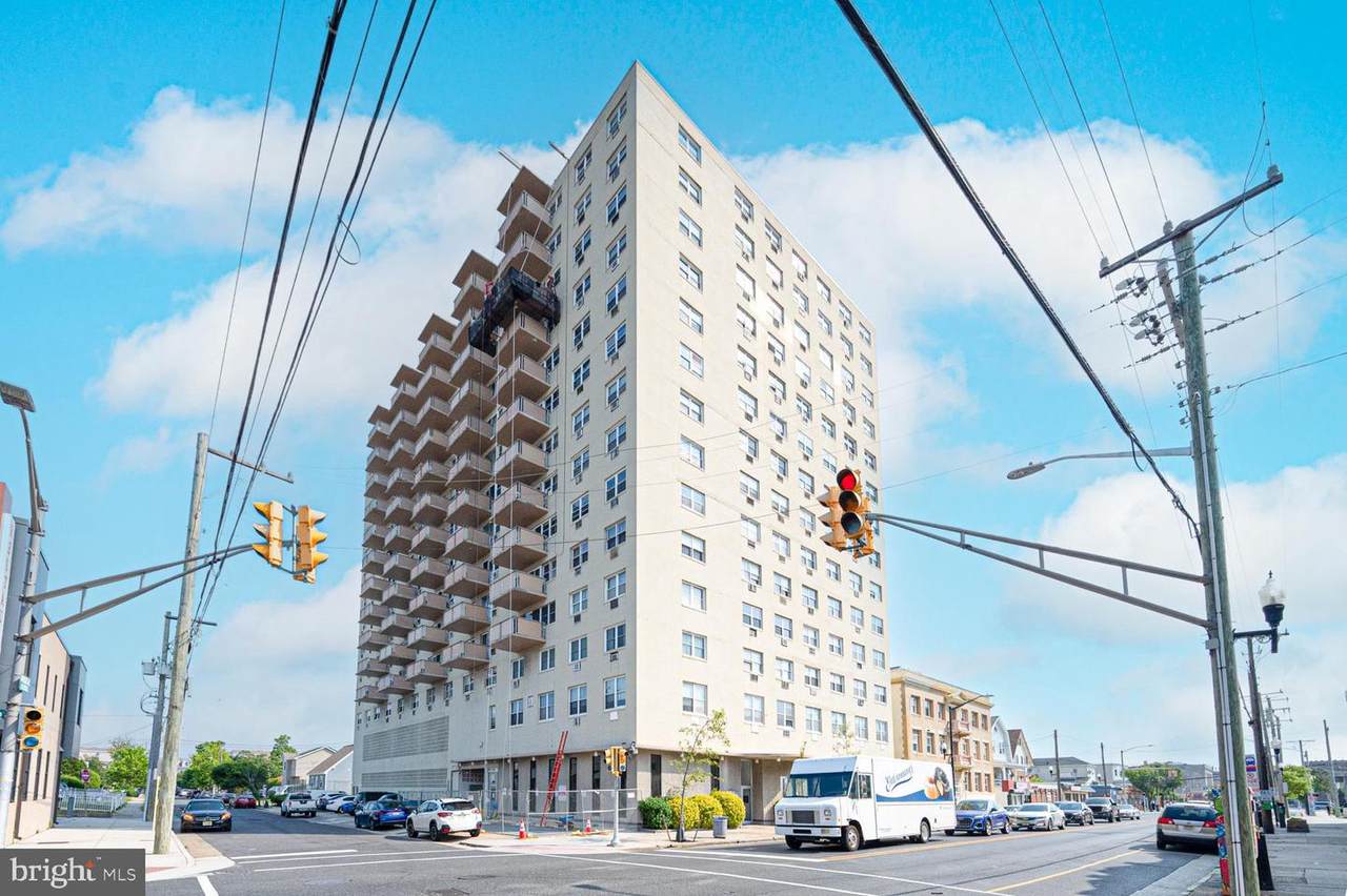 3817 Ventnor Avenue - Photo 1