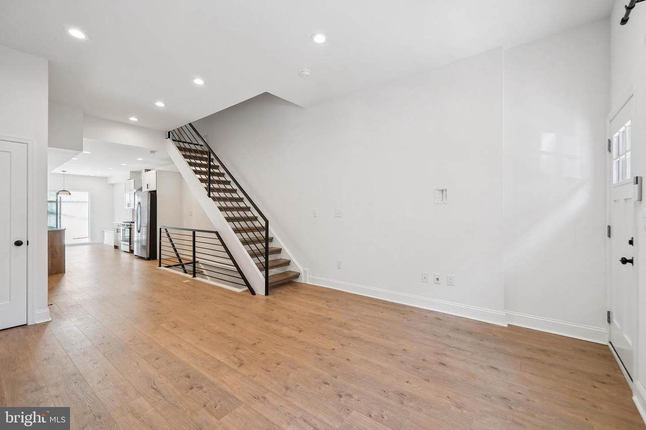 840 Leland Street - Photo 1