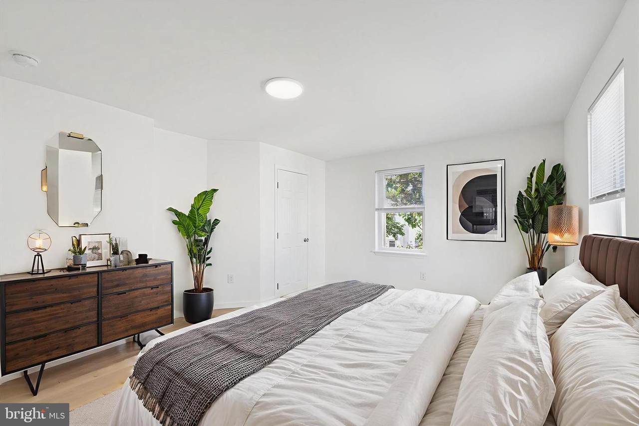 1626 17TH Street - Photo 1