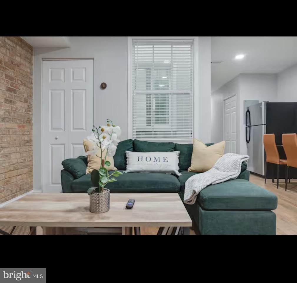 1255 Raum Street - Photo 1