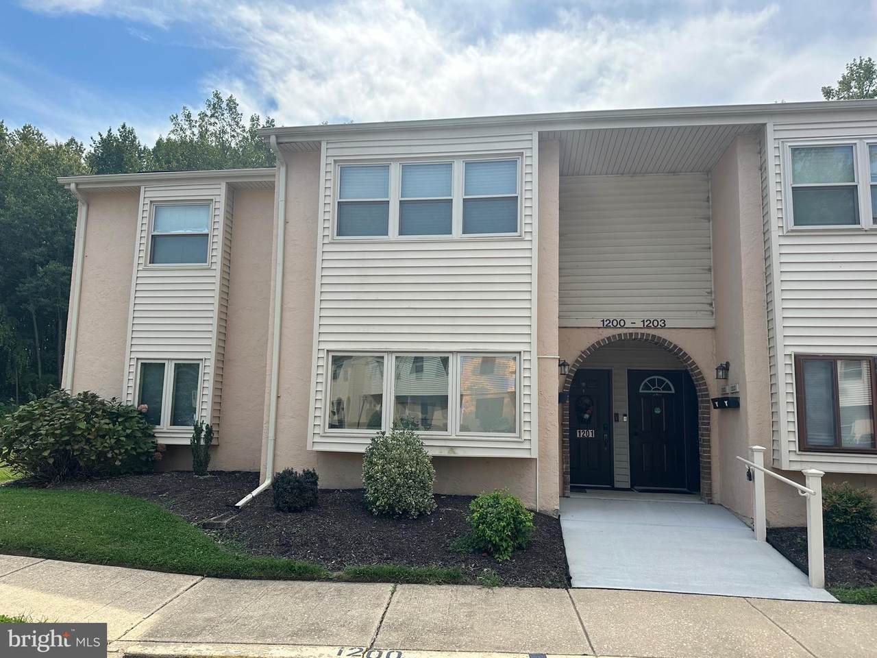 1200 Chelmsford Circle - Photo 1