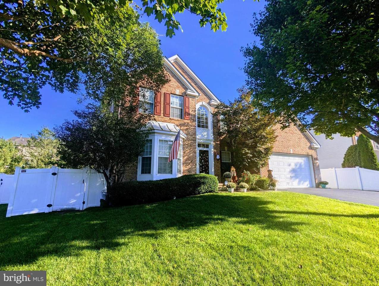 60 Lamp Post Drive - Photo 1