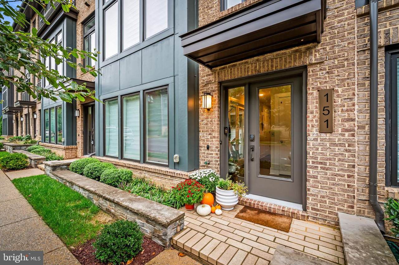 151 Winsome Circle - Photo 1