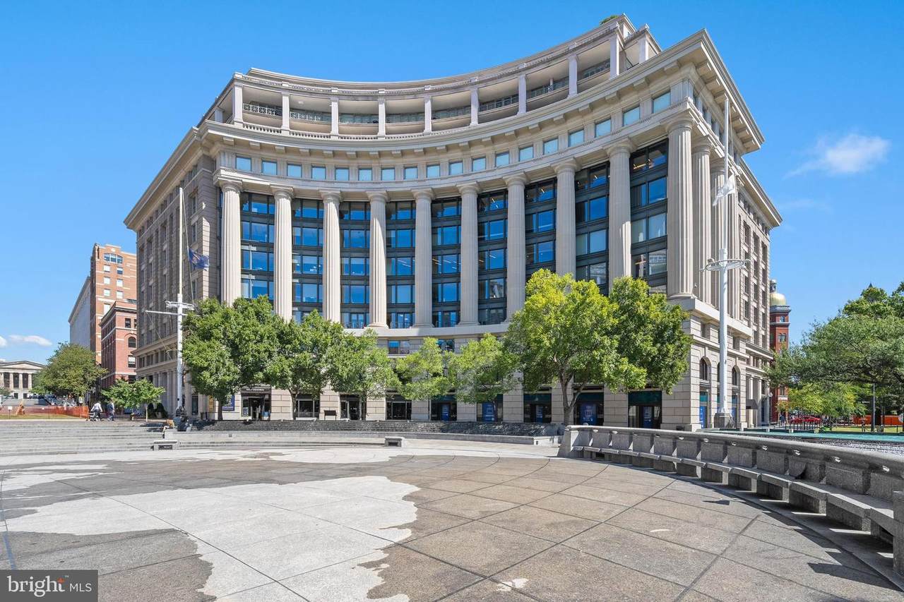 701 Pennsylvania Avenue - Photo 1