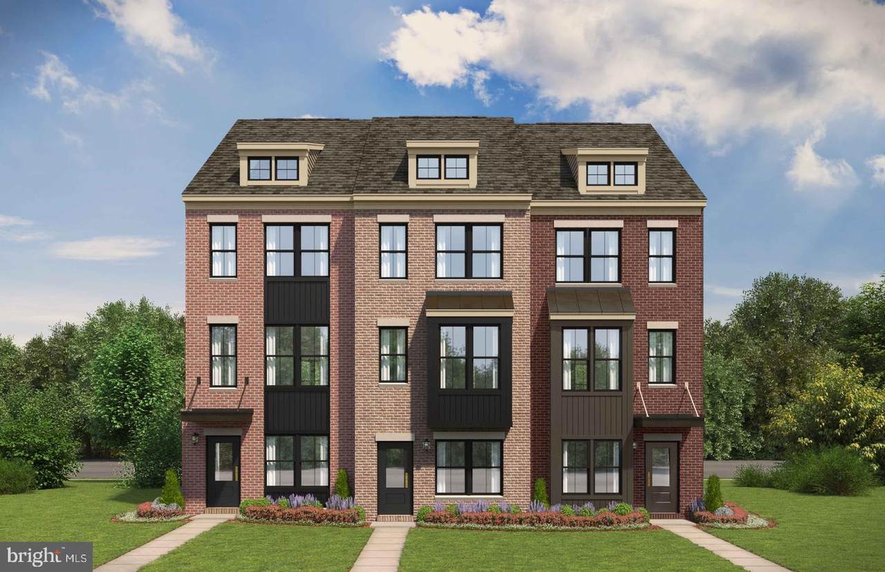 3427 Whippitt Way - Photo 1