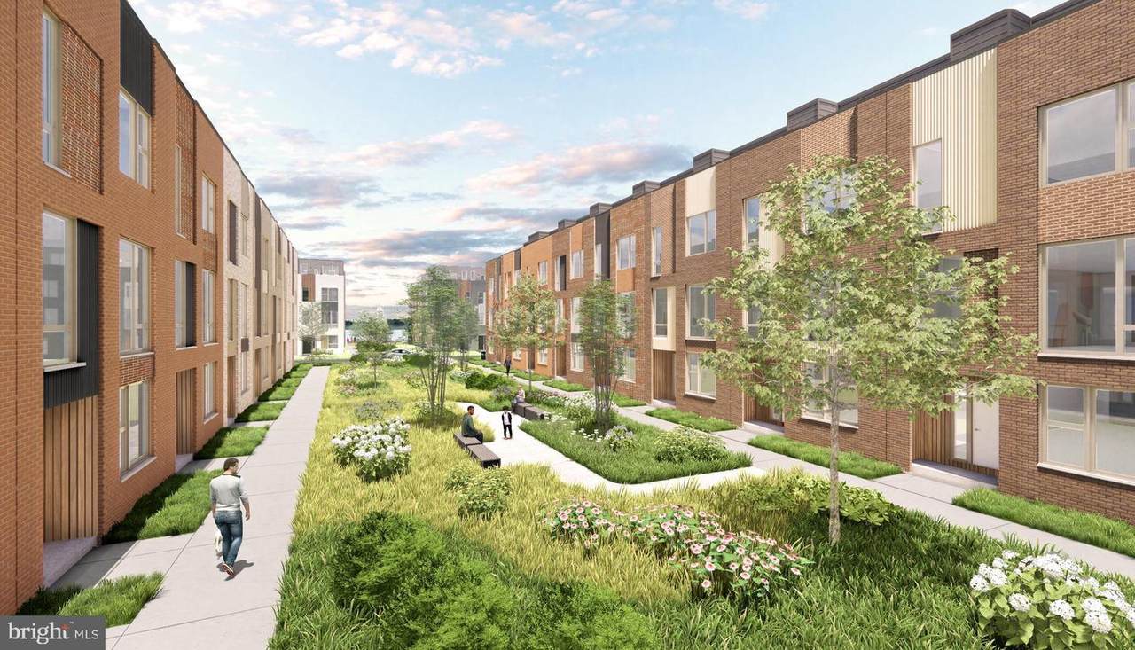 3003 Vice Admiral Way - Photo 1