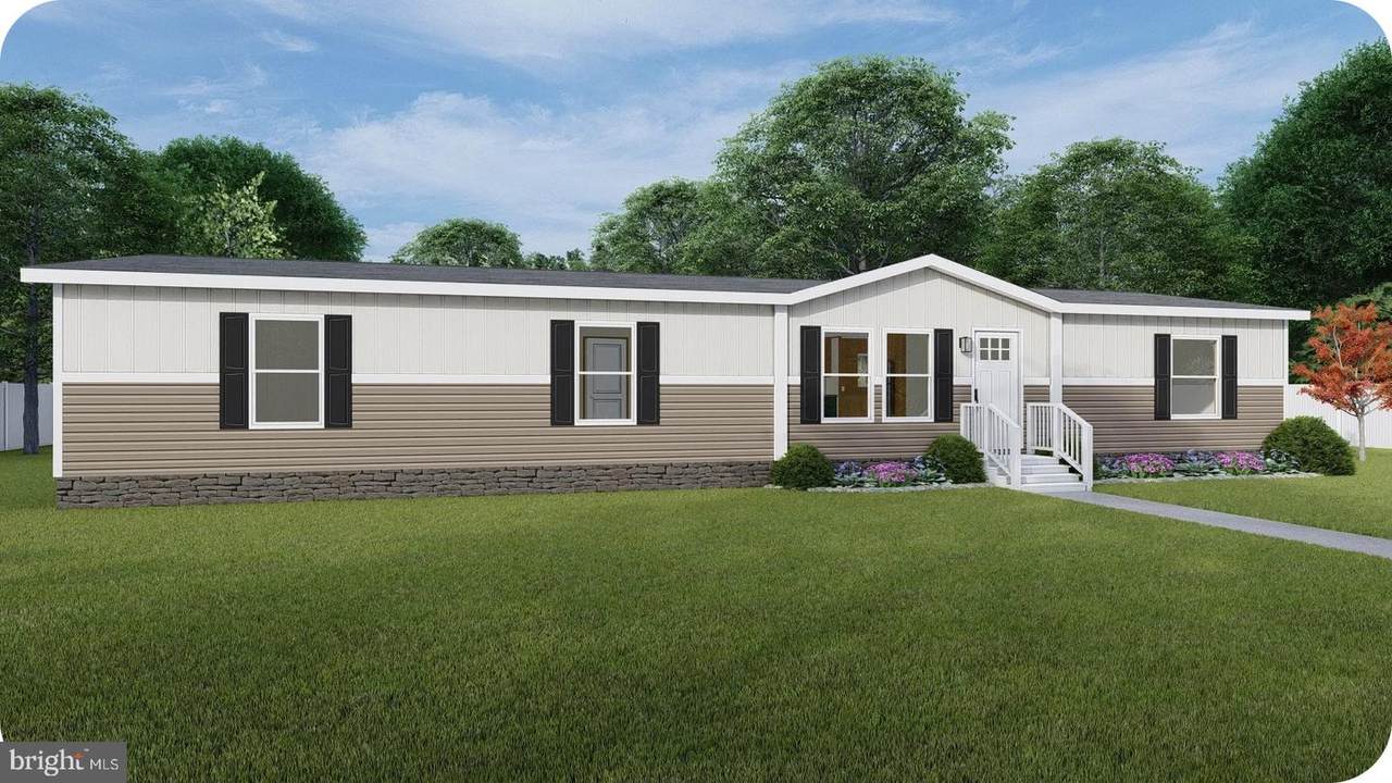 4470 Rolling Hills Drive - Photo 1