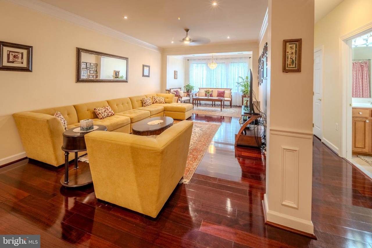 44465 Chamberlain Terrace - Photo 1