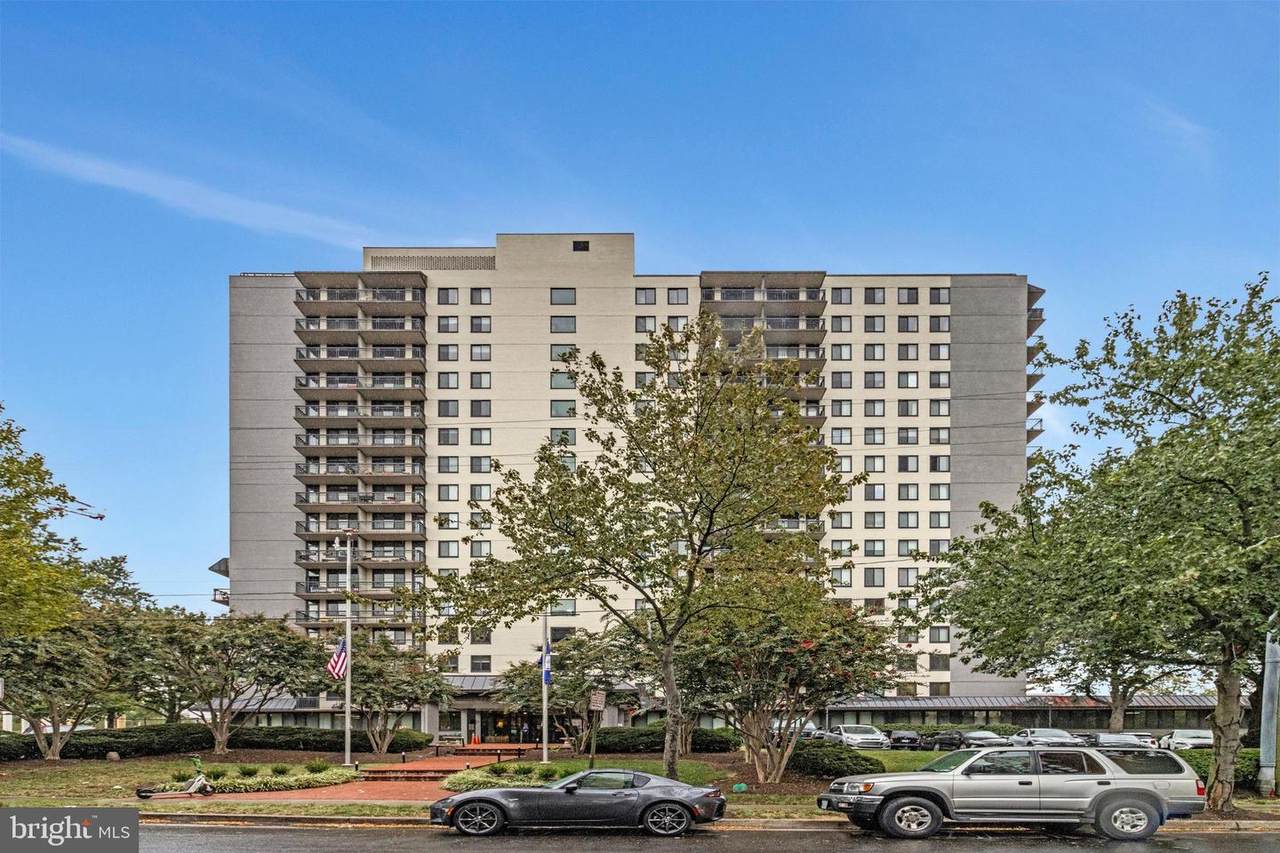 801 Pitt Street - Photo 1