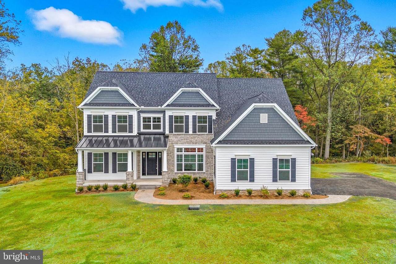 1050 Glen Hall Road - Photo 1