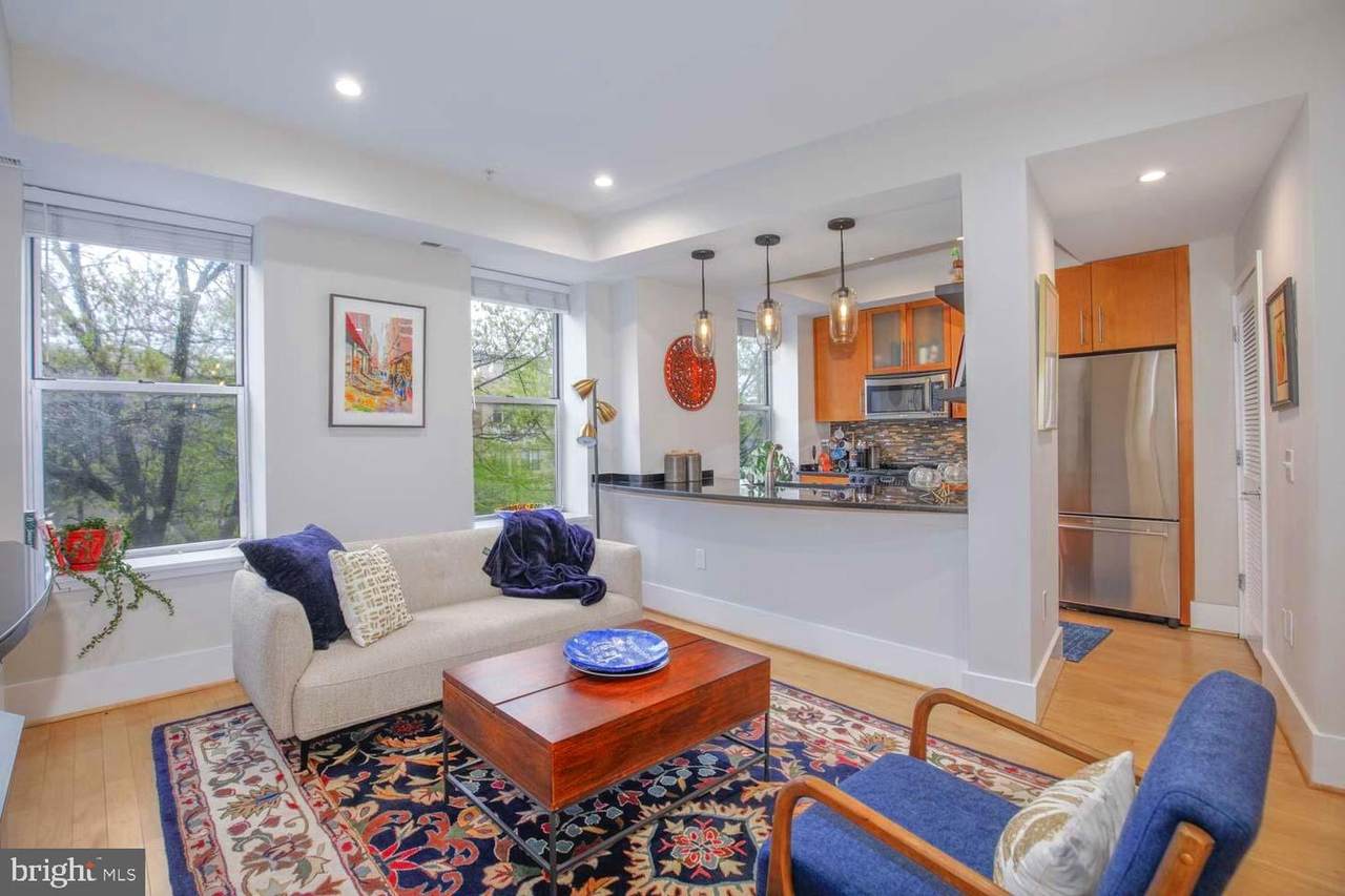 2914 11TH Street - Photo 1