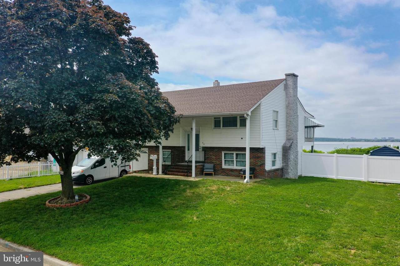 49 Delaware Drive - Photo 1