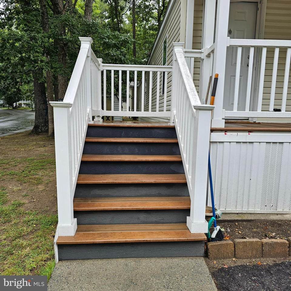 https://bt-photos.global.ssl.fastly.net/brightmls/1280_boomver_1_804176353868-2.jpg