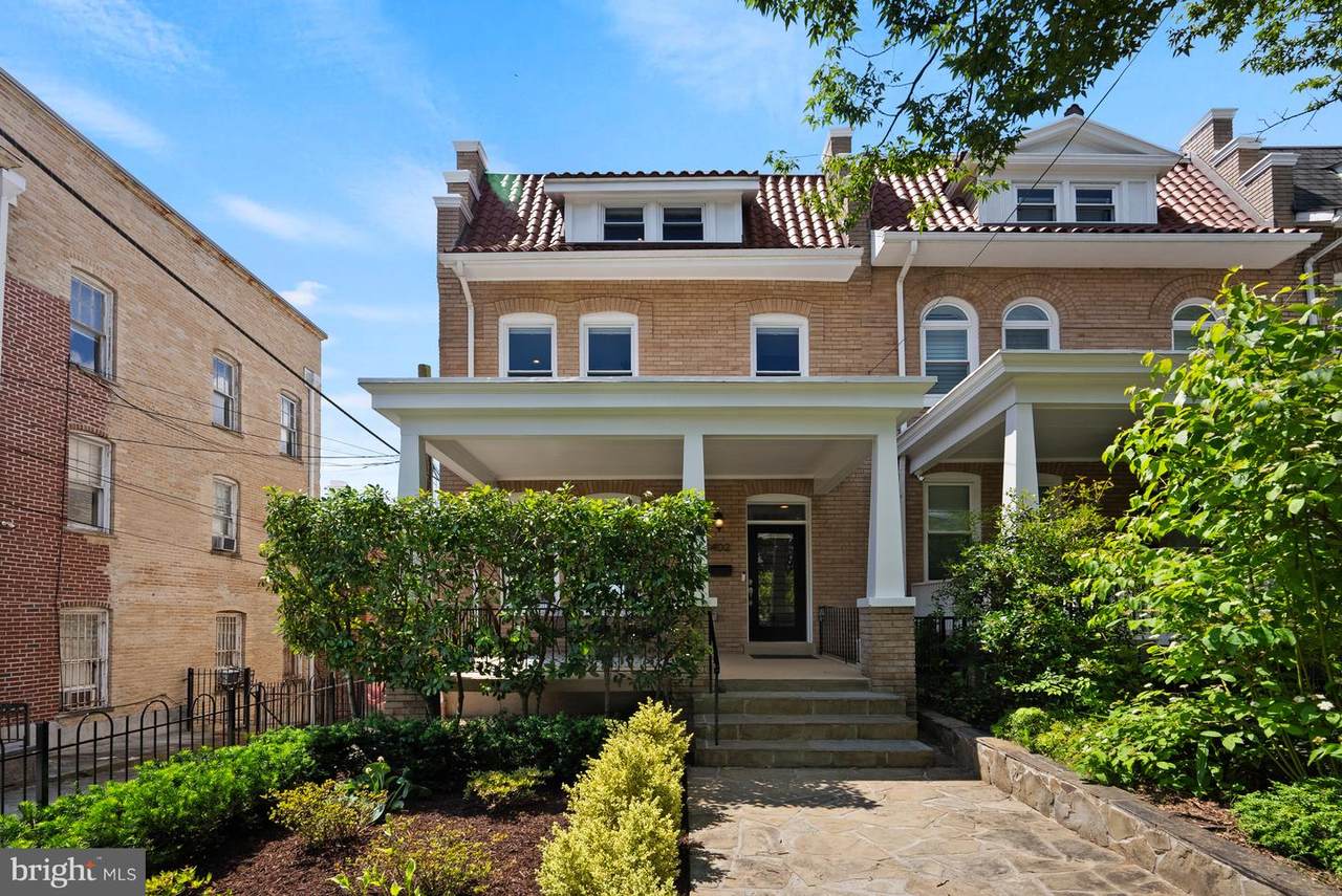 1402 Decatur Street - Photo 1