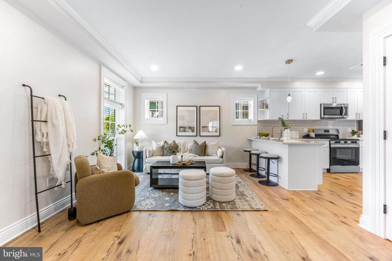 30 Broadway - Photo 1