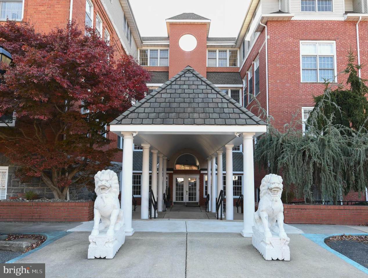 100 Aura Road - Photo 1