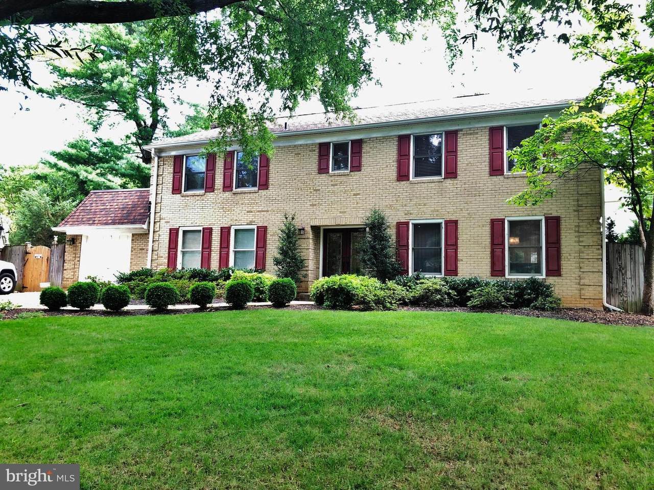 10309 Bells Mill Terrace - Photo 1