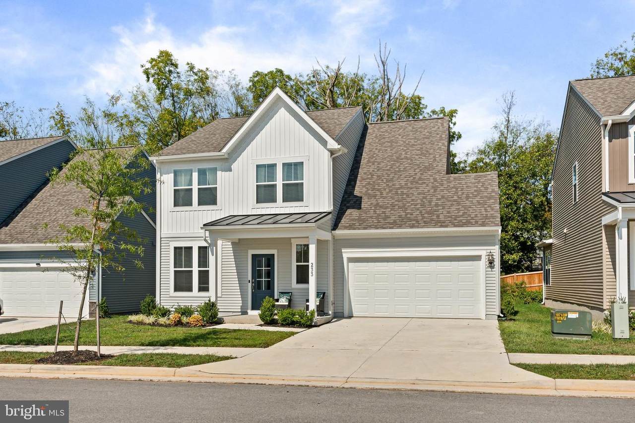 233 National Street - Photo 1