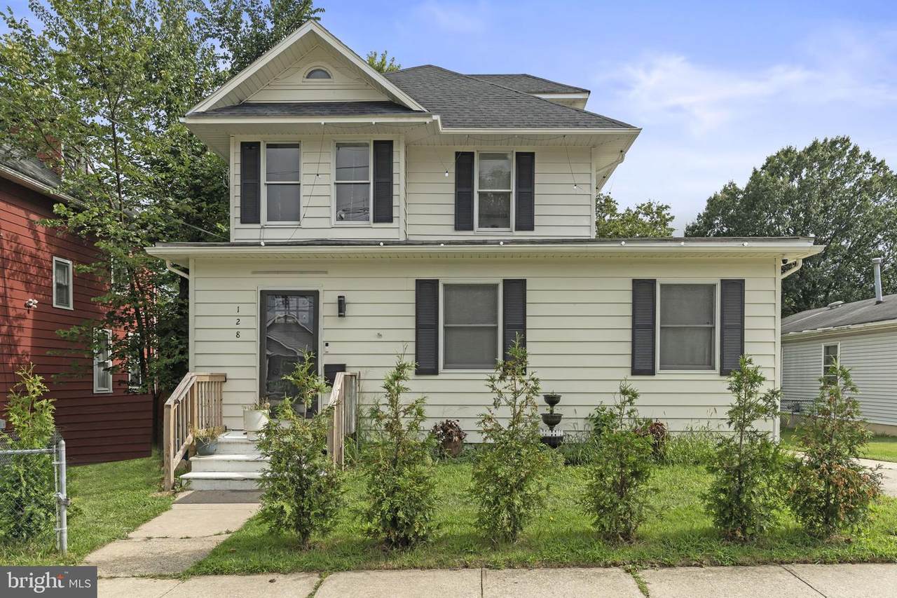 128 Evesham Avenue - Photo 1