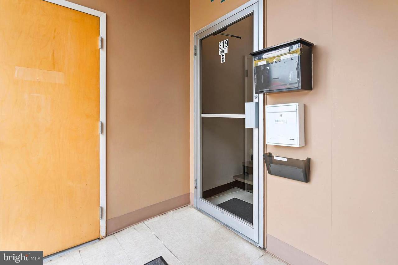 309 W Landis - Photo 1