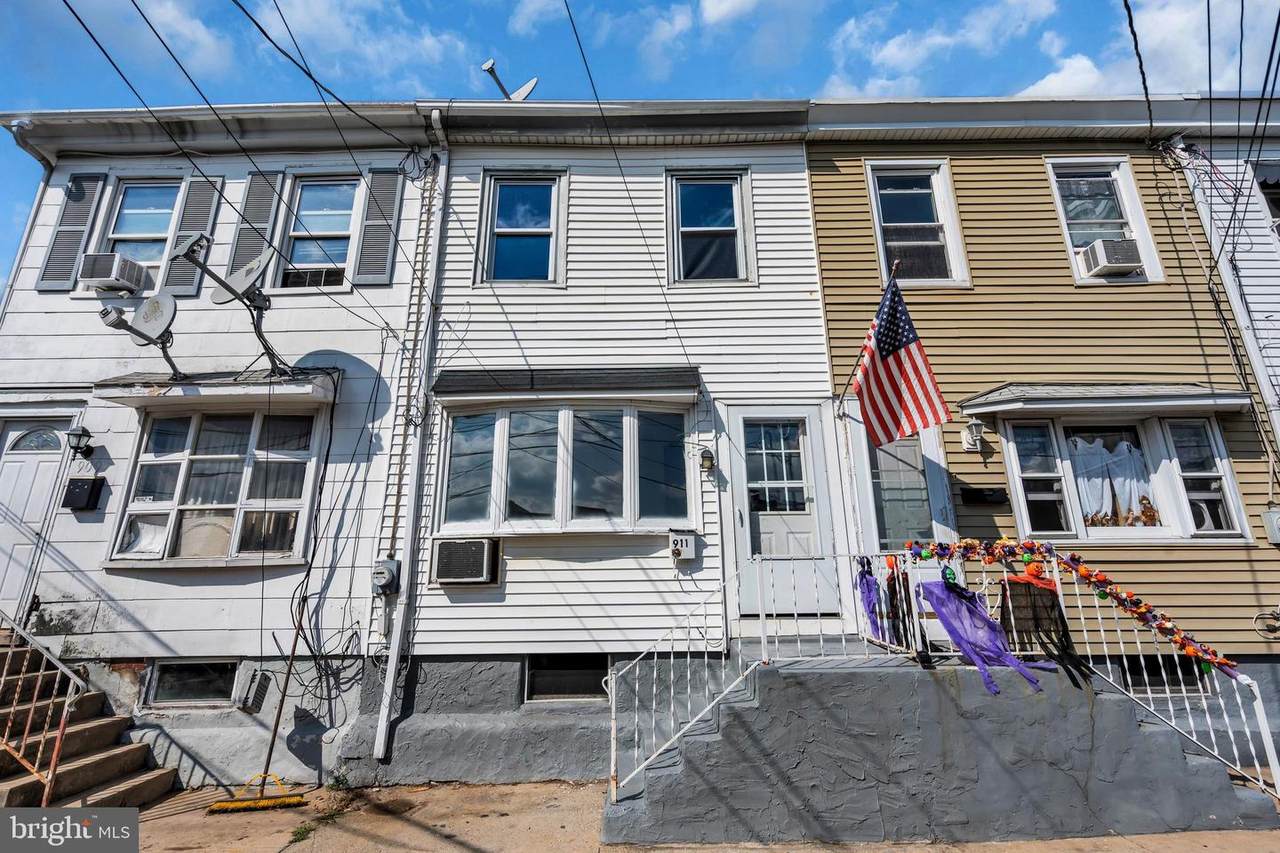 911 George Street - Photo 1