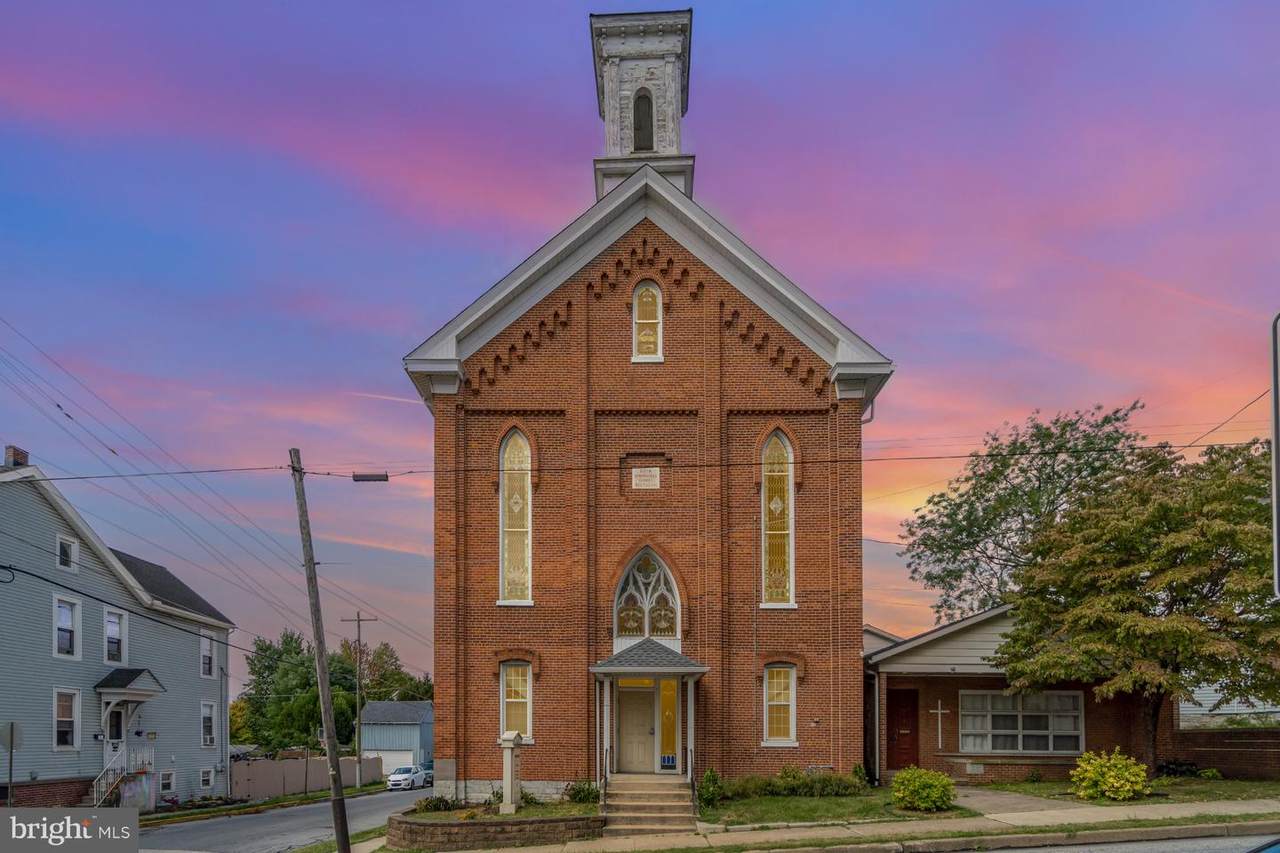 25 College Street - Photo 1