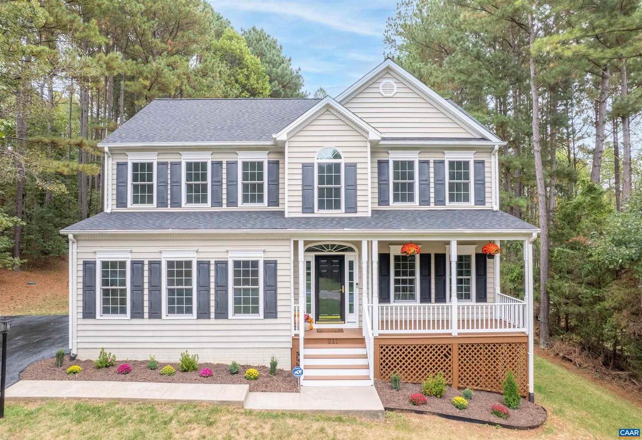 211 Red Cedar Rd - Photo 1