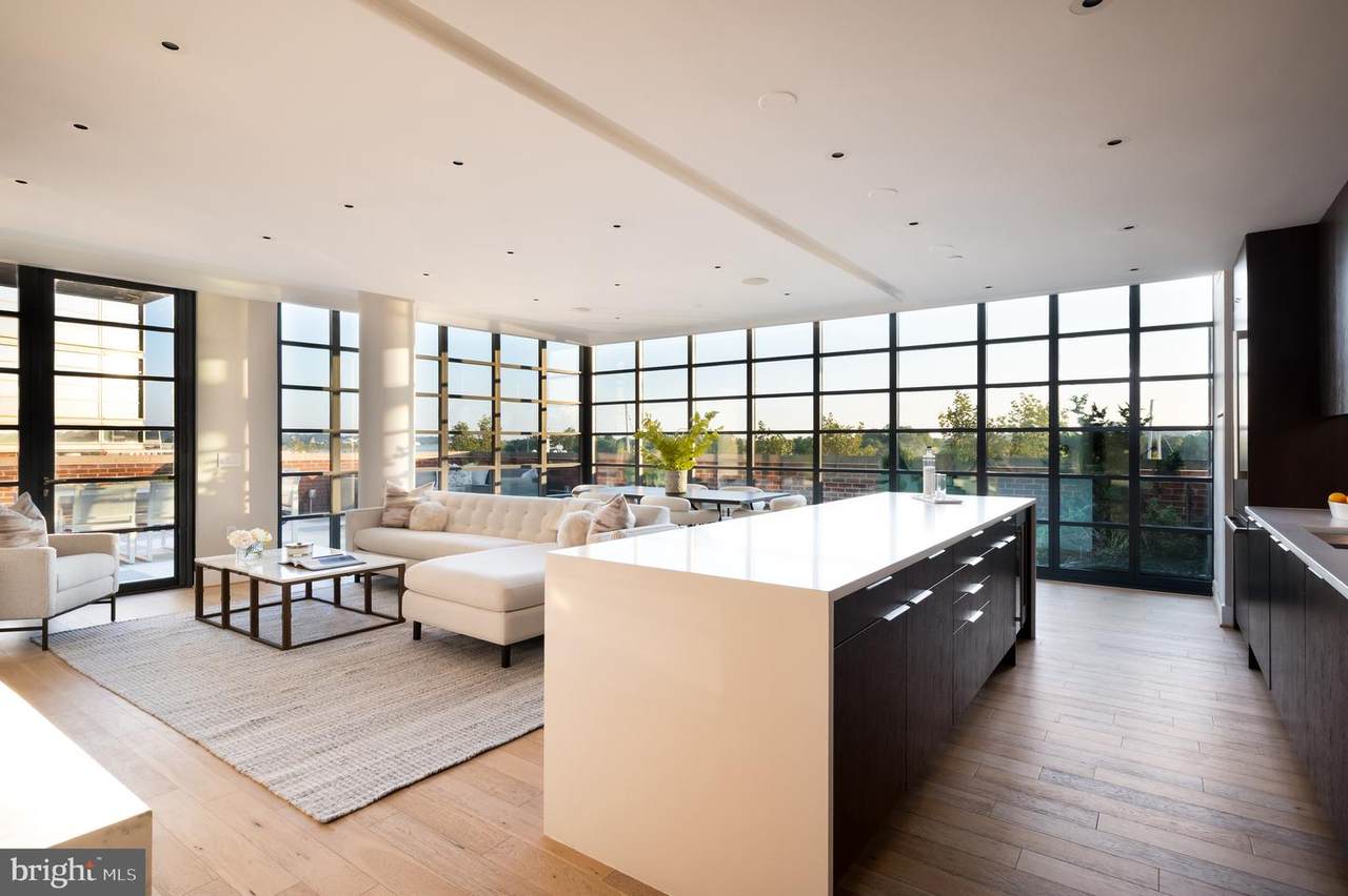 45 Sutton Square - Photo 1