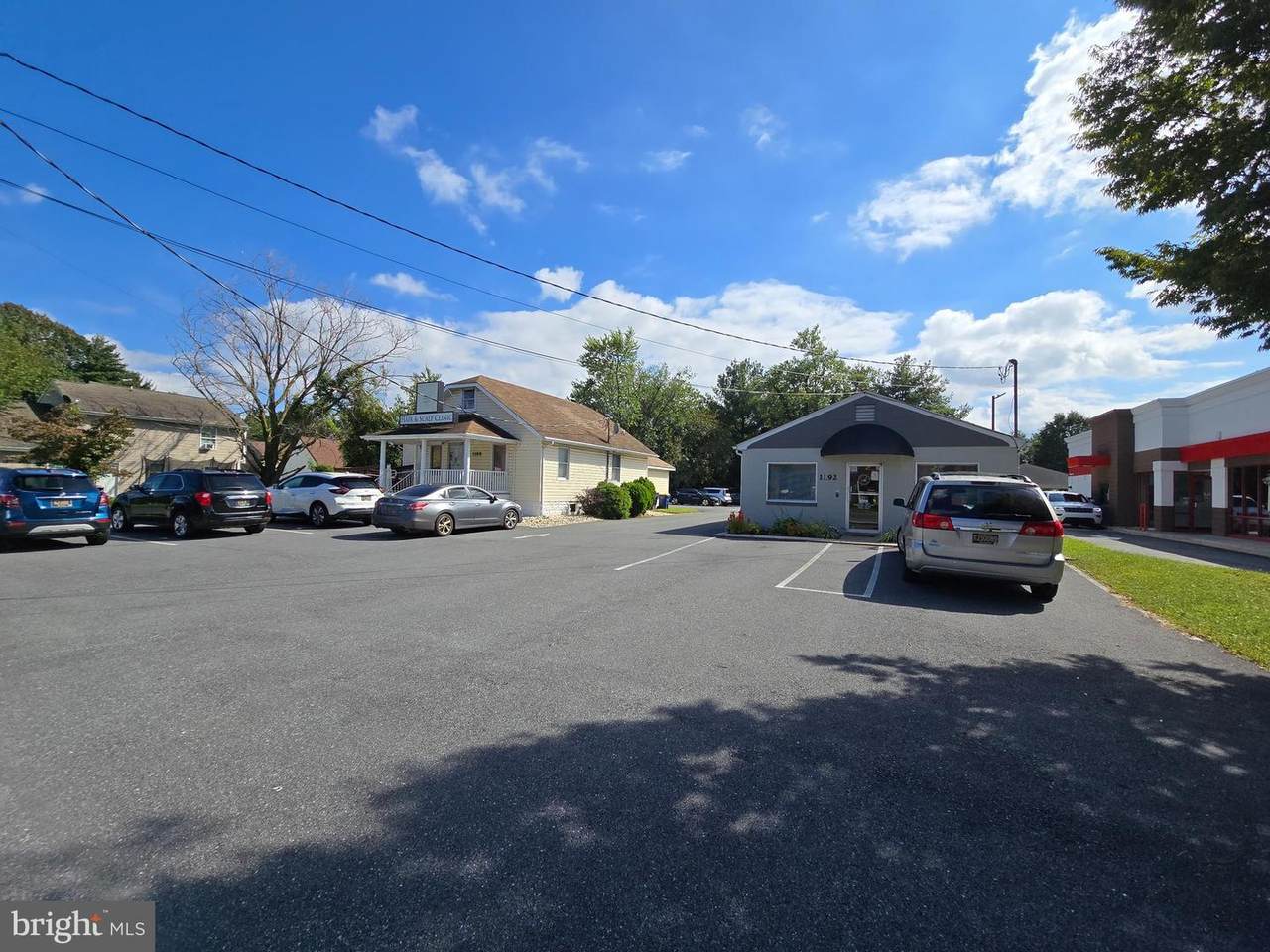 1188 Forrest Avenue - Photo 1