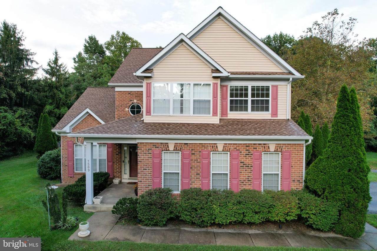 7509 Hillmeade Road - Photo 1