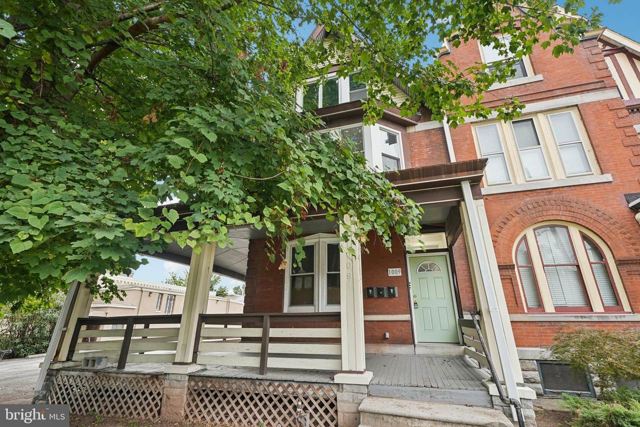 1009 Main Street - Photo 1