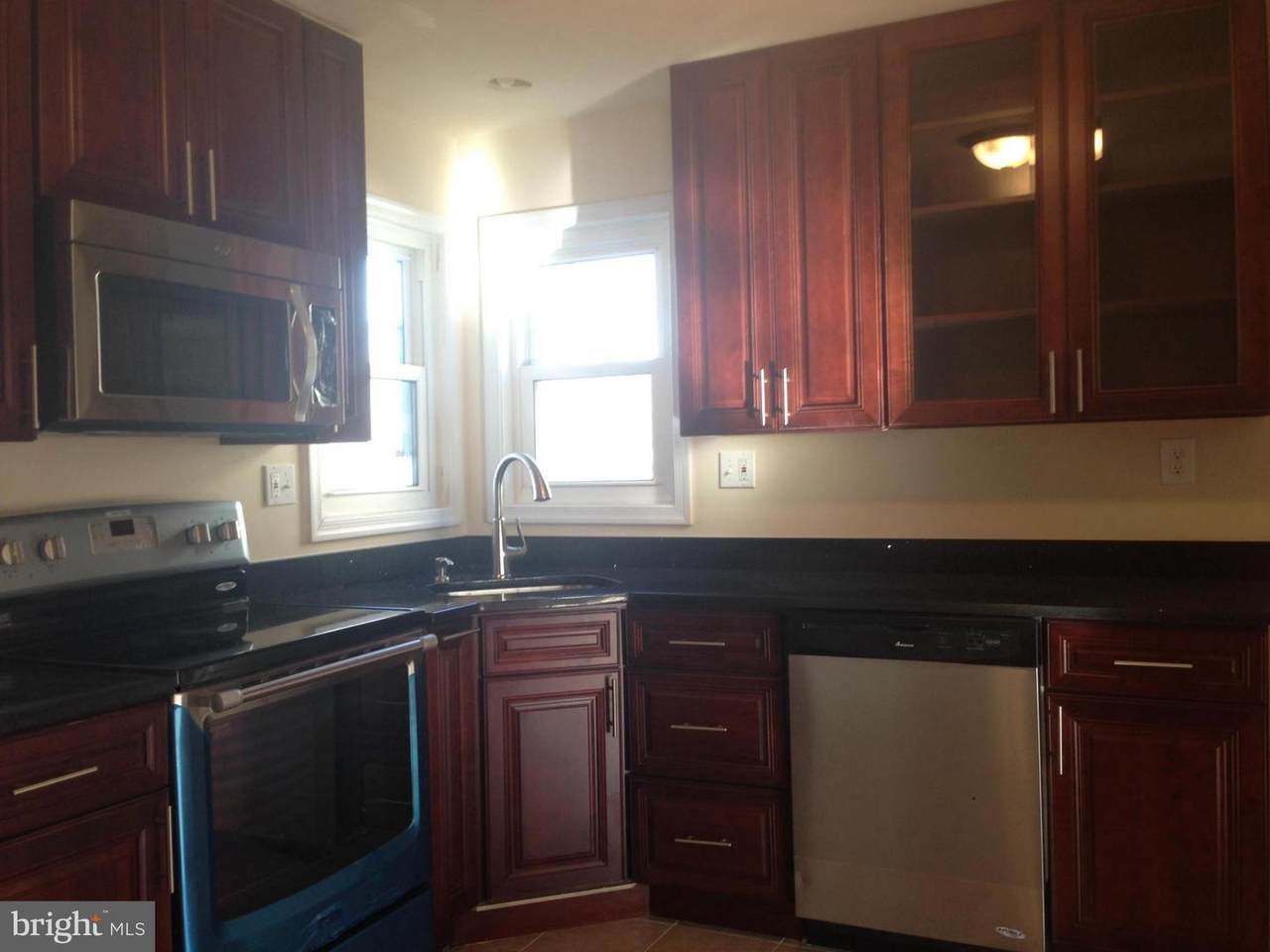 7208 Powhatan Street - Photo 1