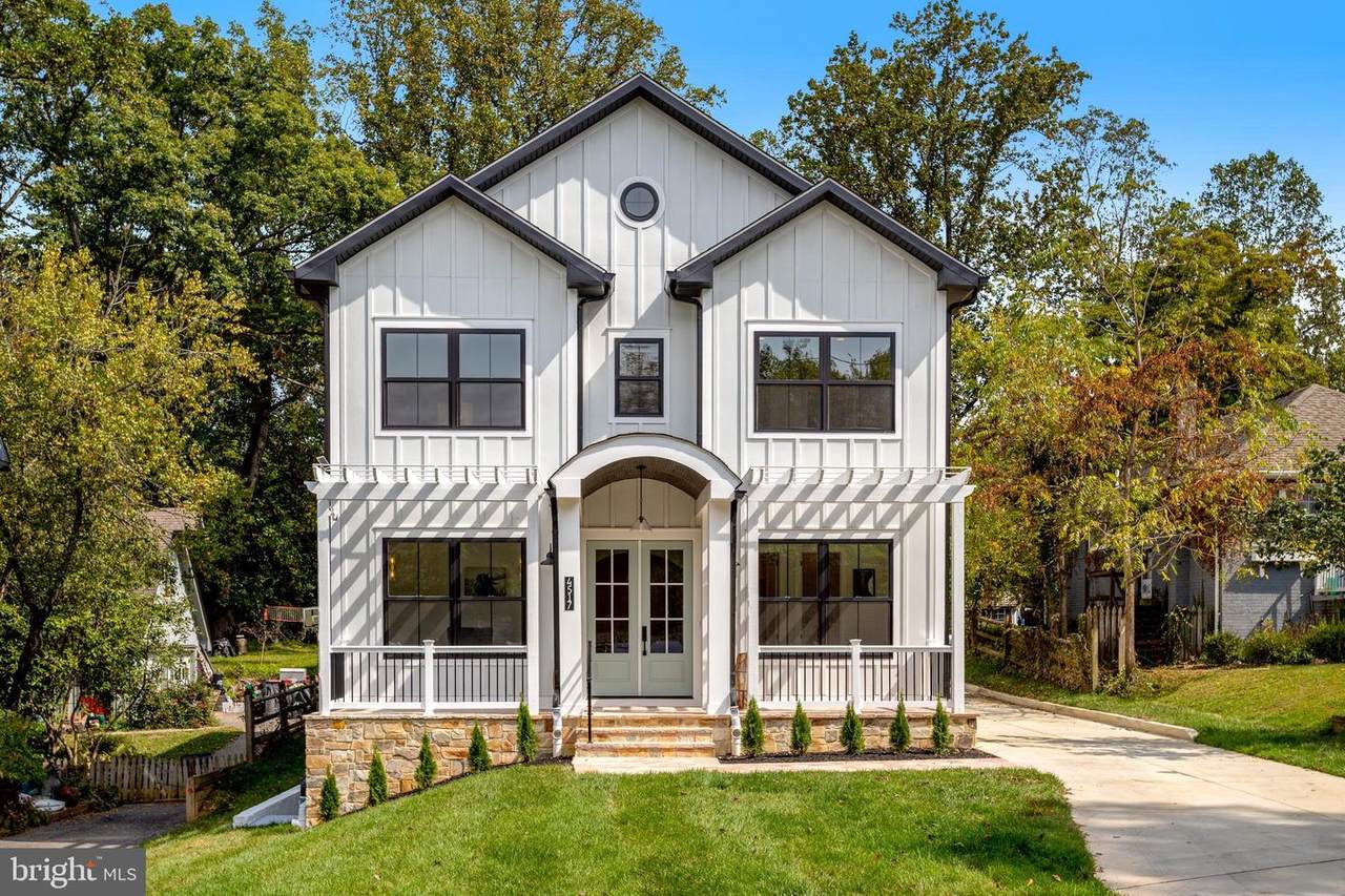 4517 Clermont Place - Photo 1