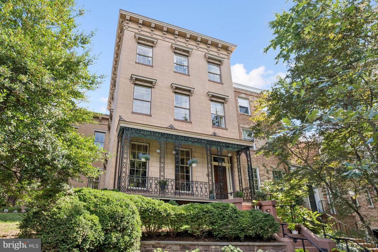 1527 35TH Street - Photo 1