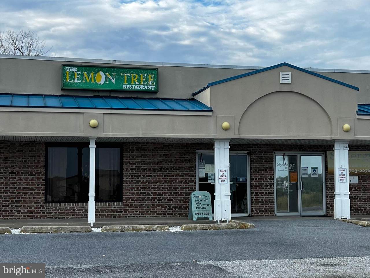 416 E Savannah Rd - Photo 1