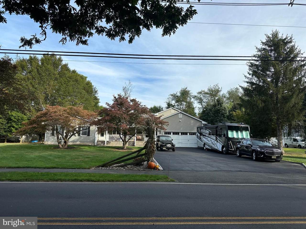 264 Edgebrook Road - Photo 1