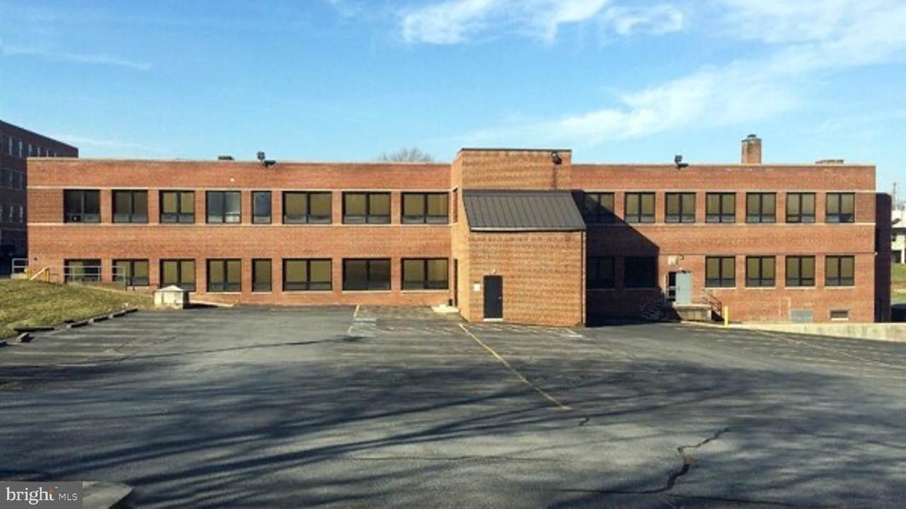 3609 Derry Street - Photo 1