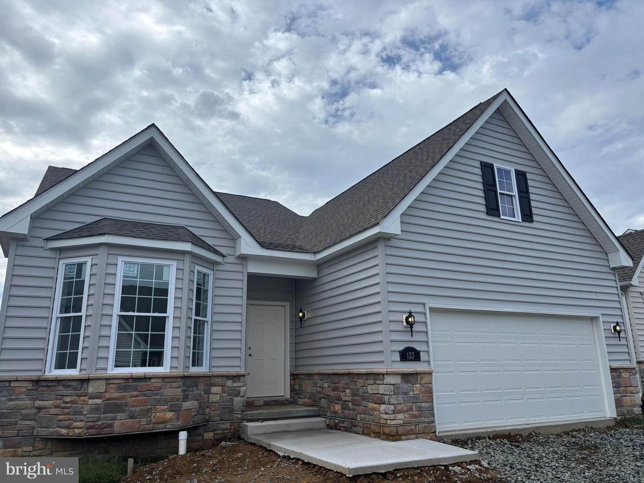 123 Hengst Farm Lane - Photo 1