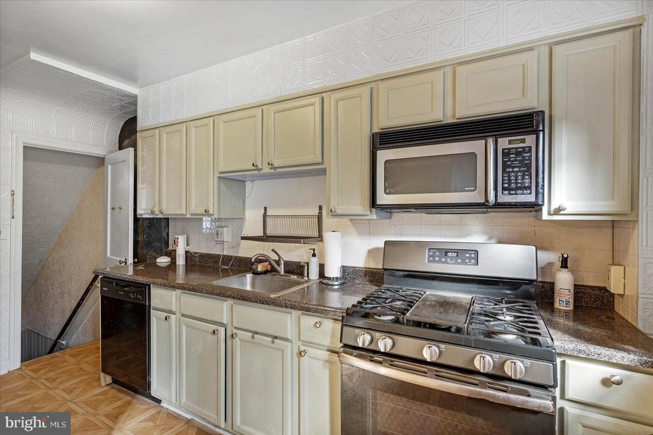 3915 Rexmere Road - Photo 1