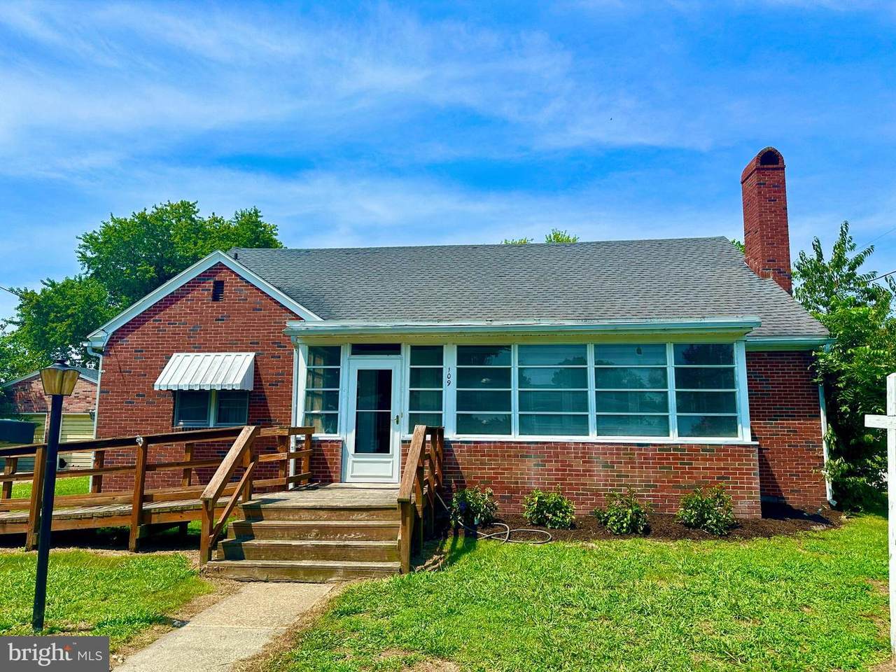 109 Gay Street - Photo 1