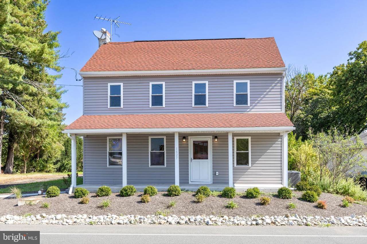 1627 Swamp Pike - Photo 1