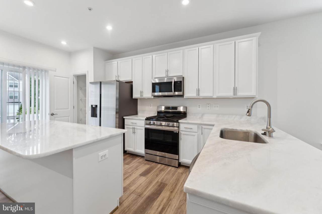 227 Jenkins Way - Photo 1